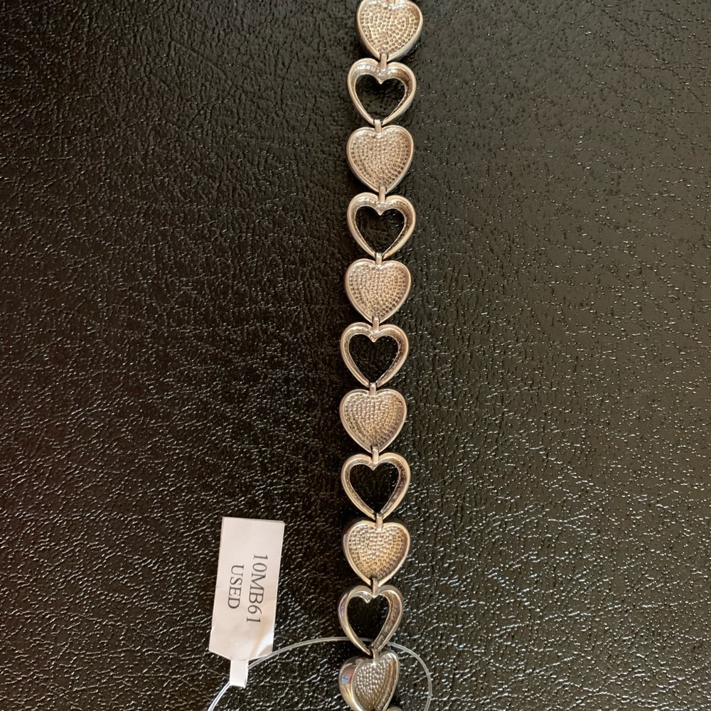 Murano Glass Bracelet, Alan K design, large hearts - Picture 4 of 7